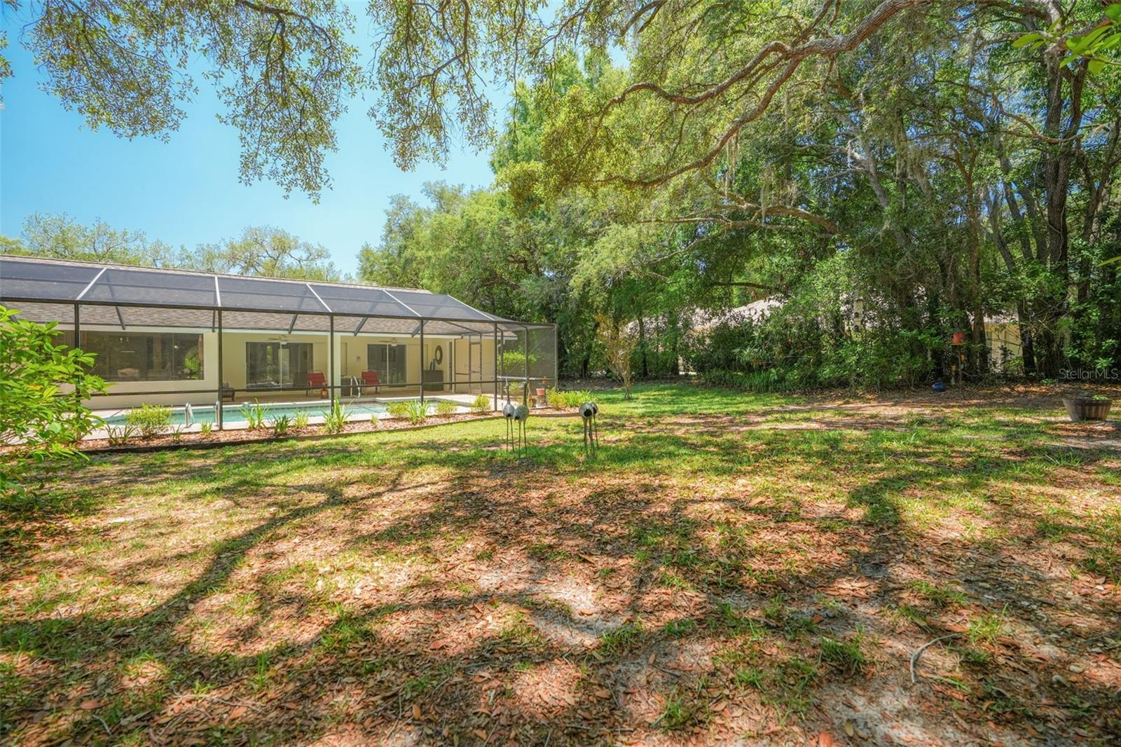 HAMPTON HILLS - Residential
