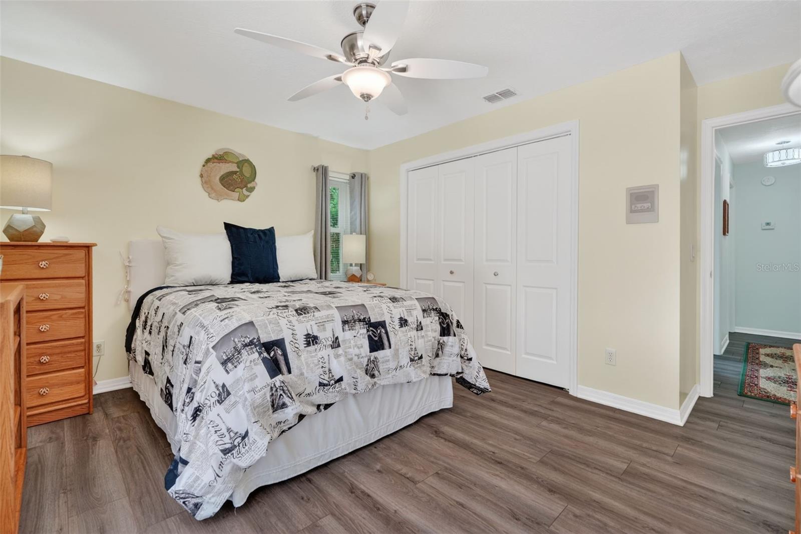 HAMPTON HILLS - Residential