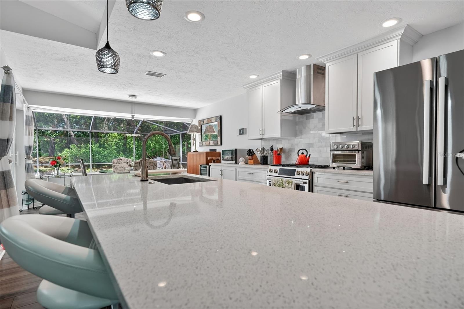 HAMPTON HILLS - Residential
