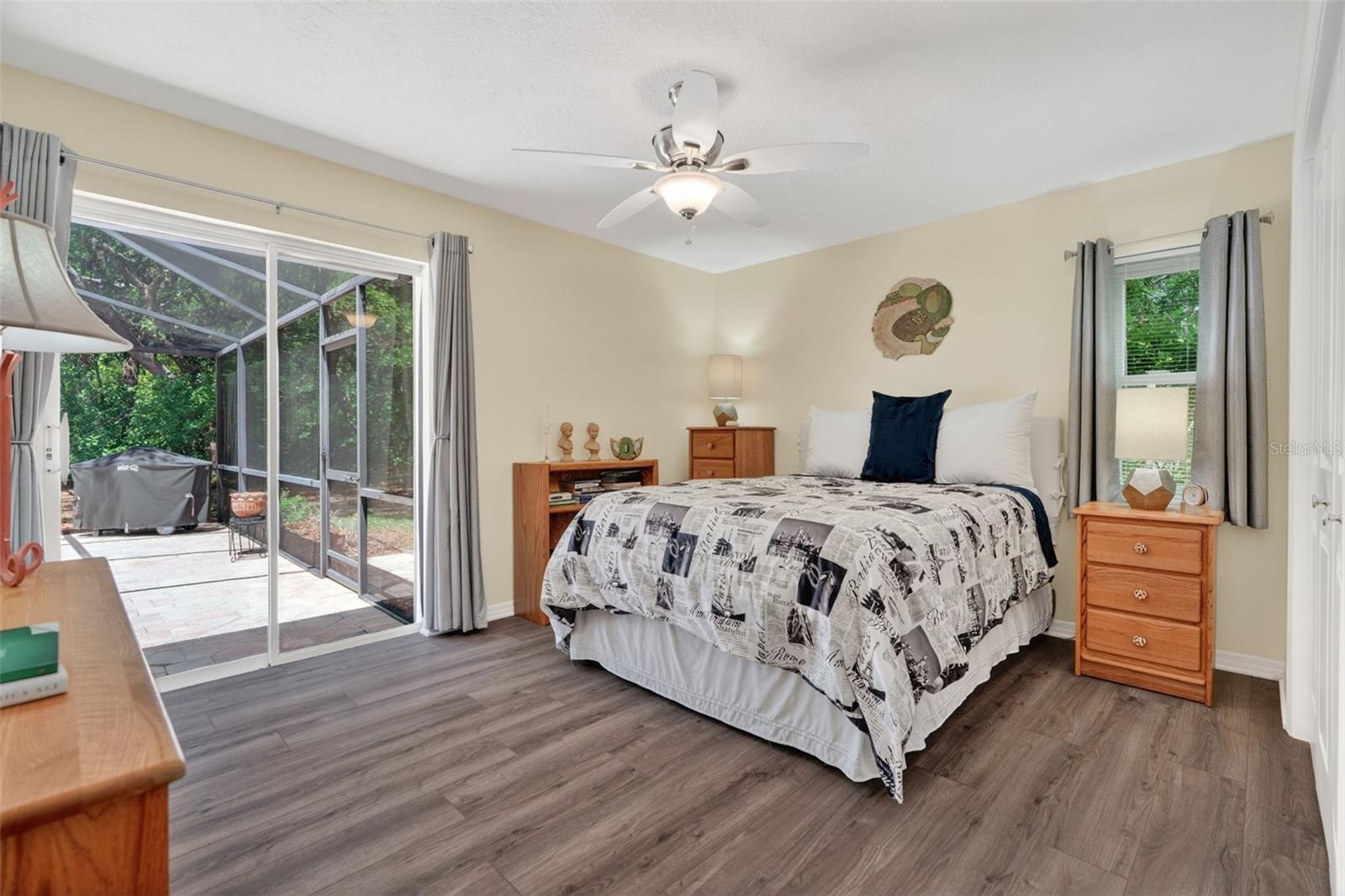 HAMPTON HILLS - Residential