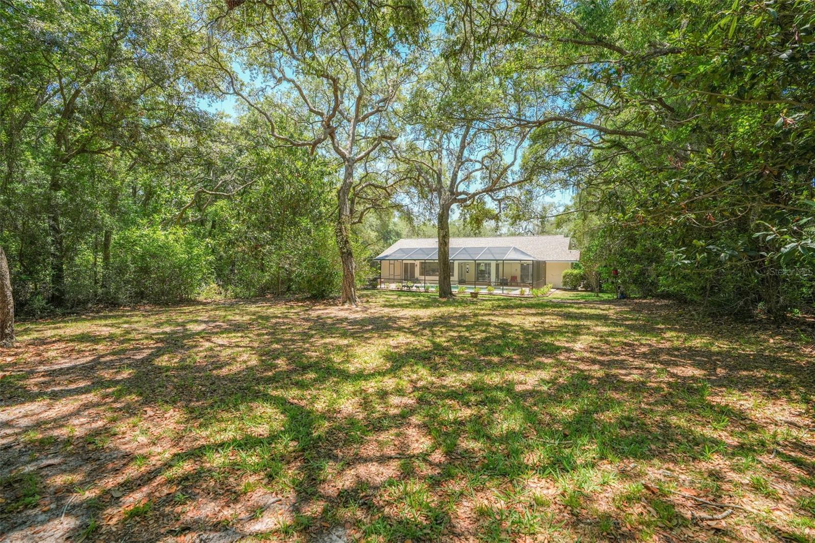 HAMPTON HILLS - Residential
