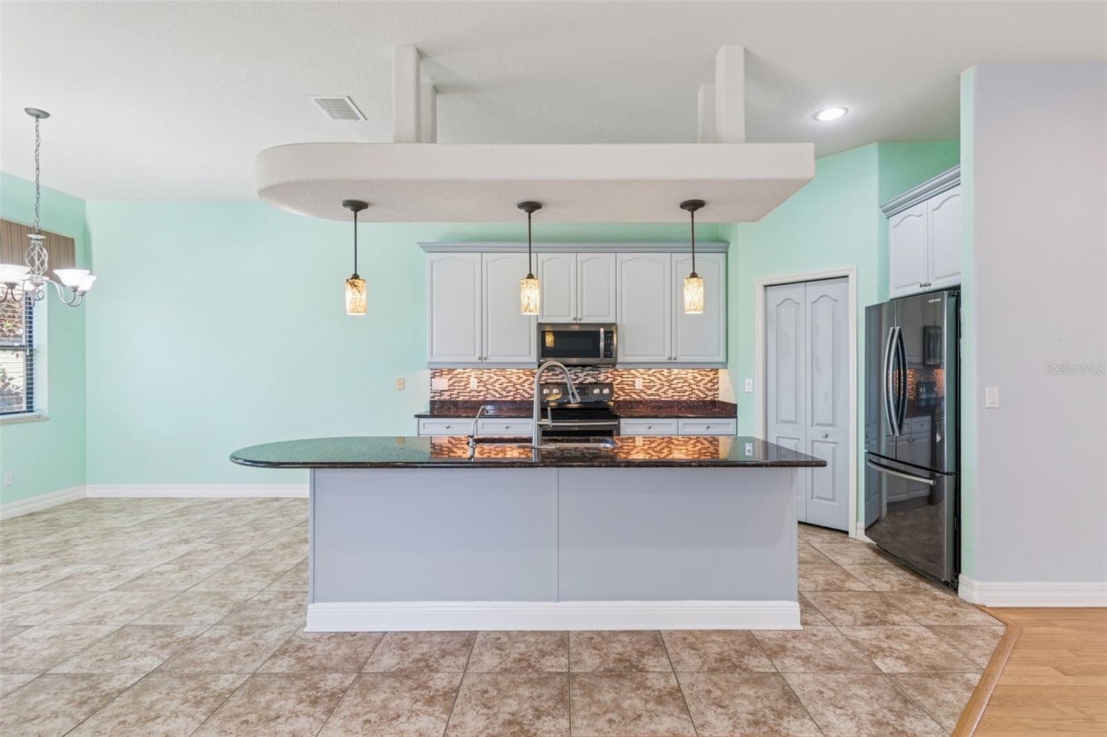 SUNSET BAY TARPON SPGS - Residential