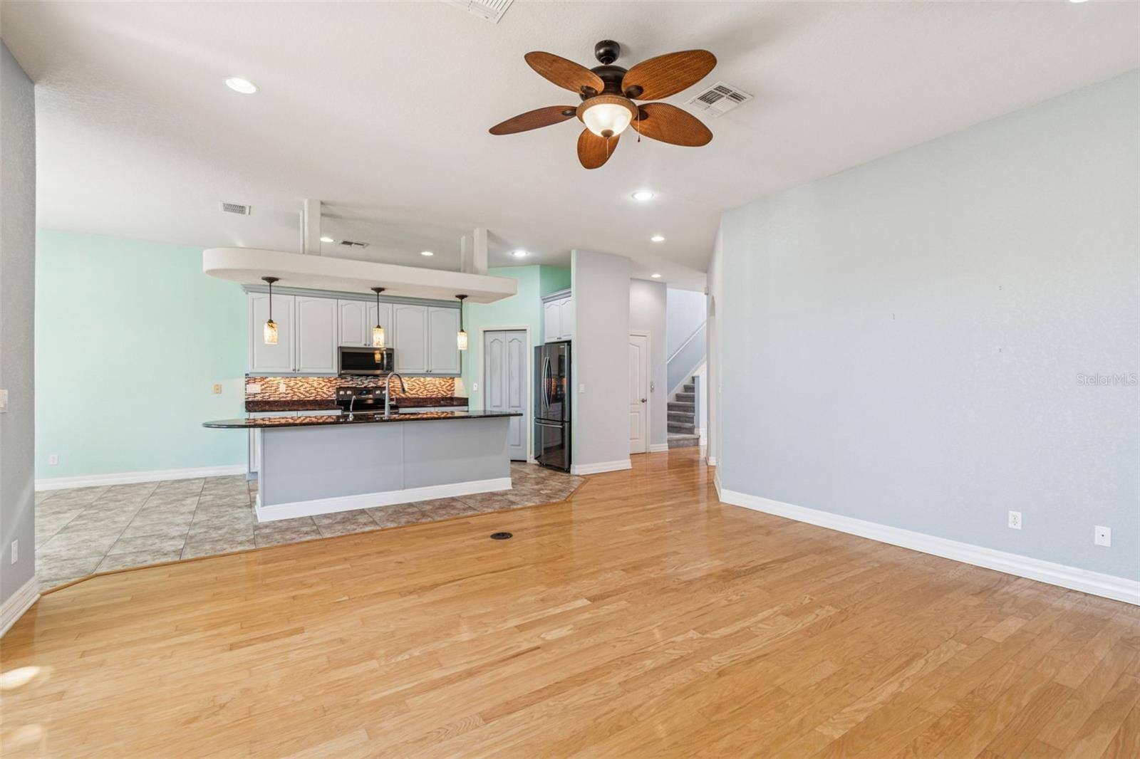 SUNSET BAY TARPON SPGS - Residential