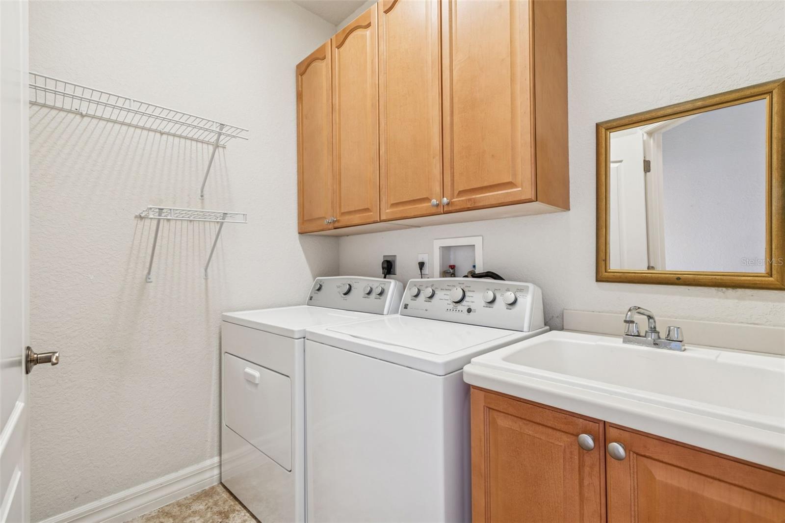 SUNSET BAY TARPON SPGS - Residential