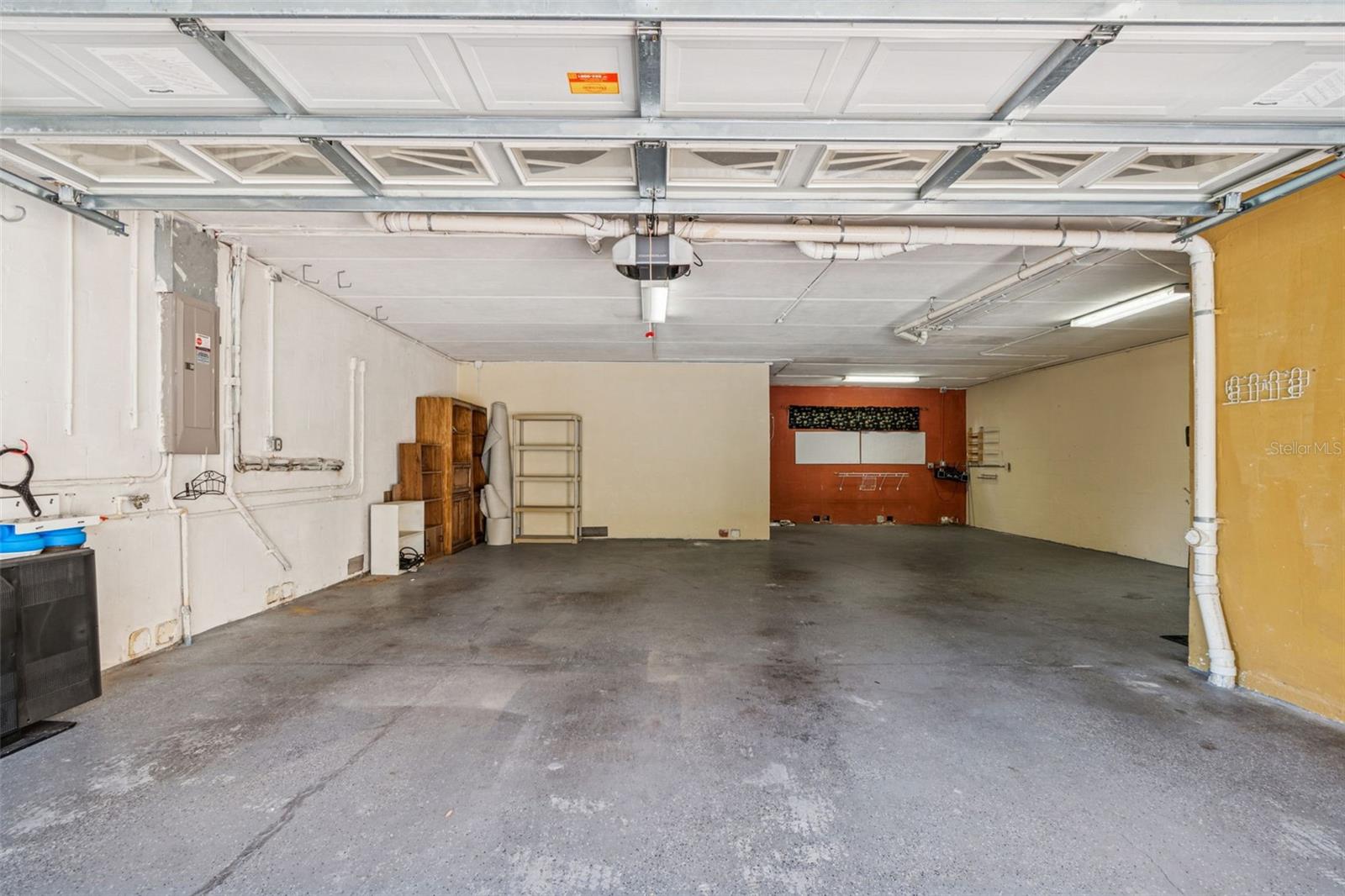 SUNSET BAY TARPON SPGS - Residential