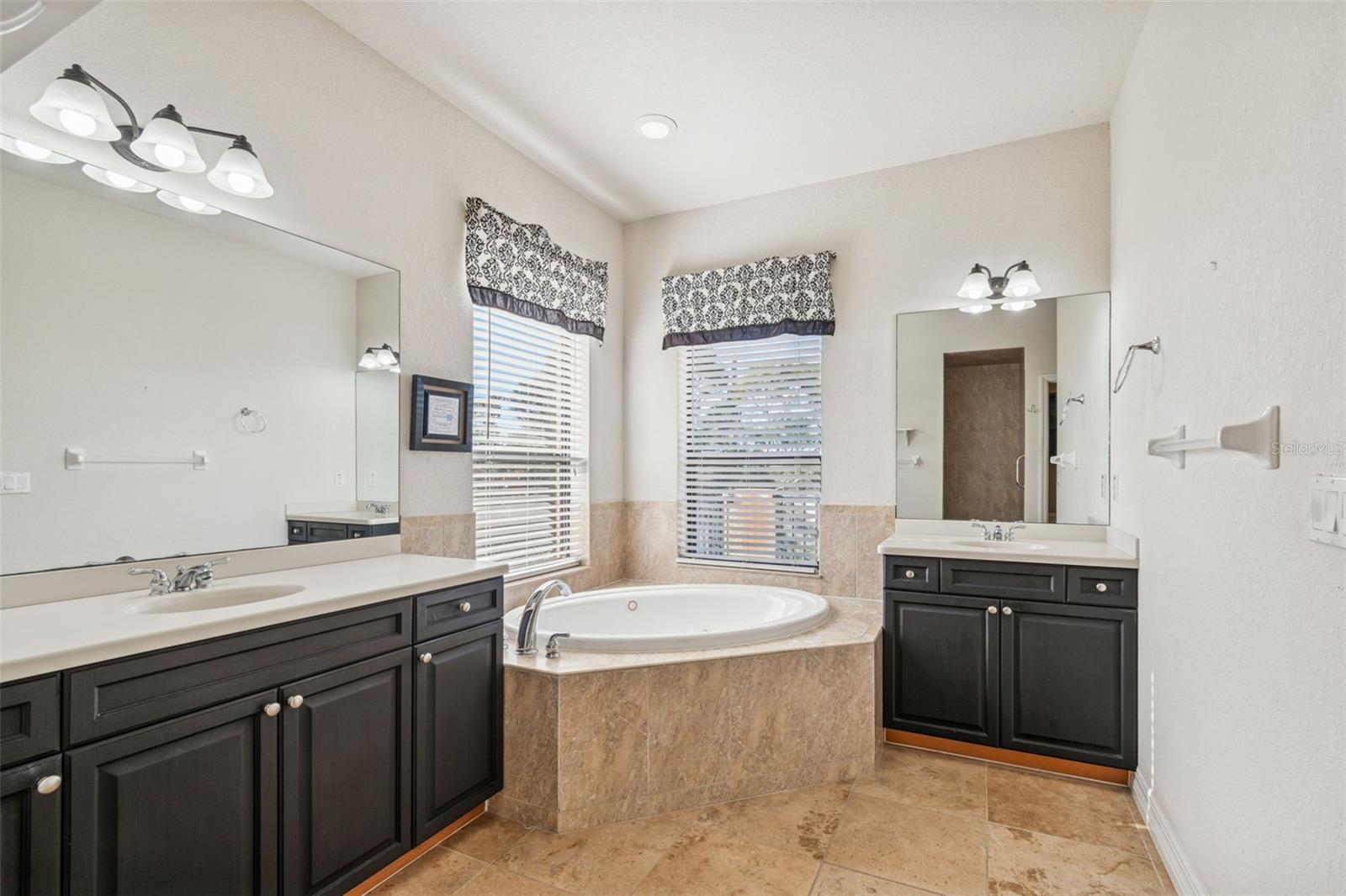 SUNSET BAY TARPON SPGS - Residential