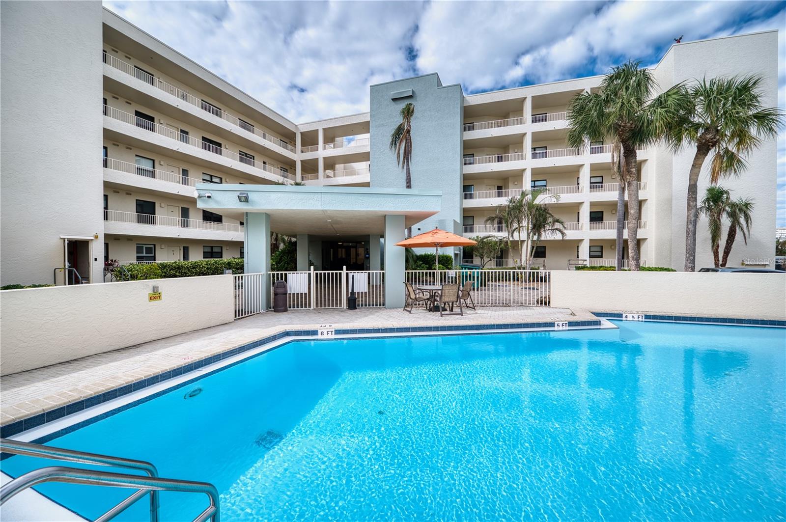 GULF & BAY CLUB PH 6 - Residential