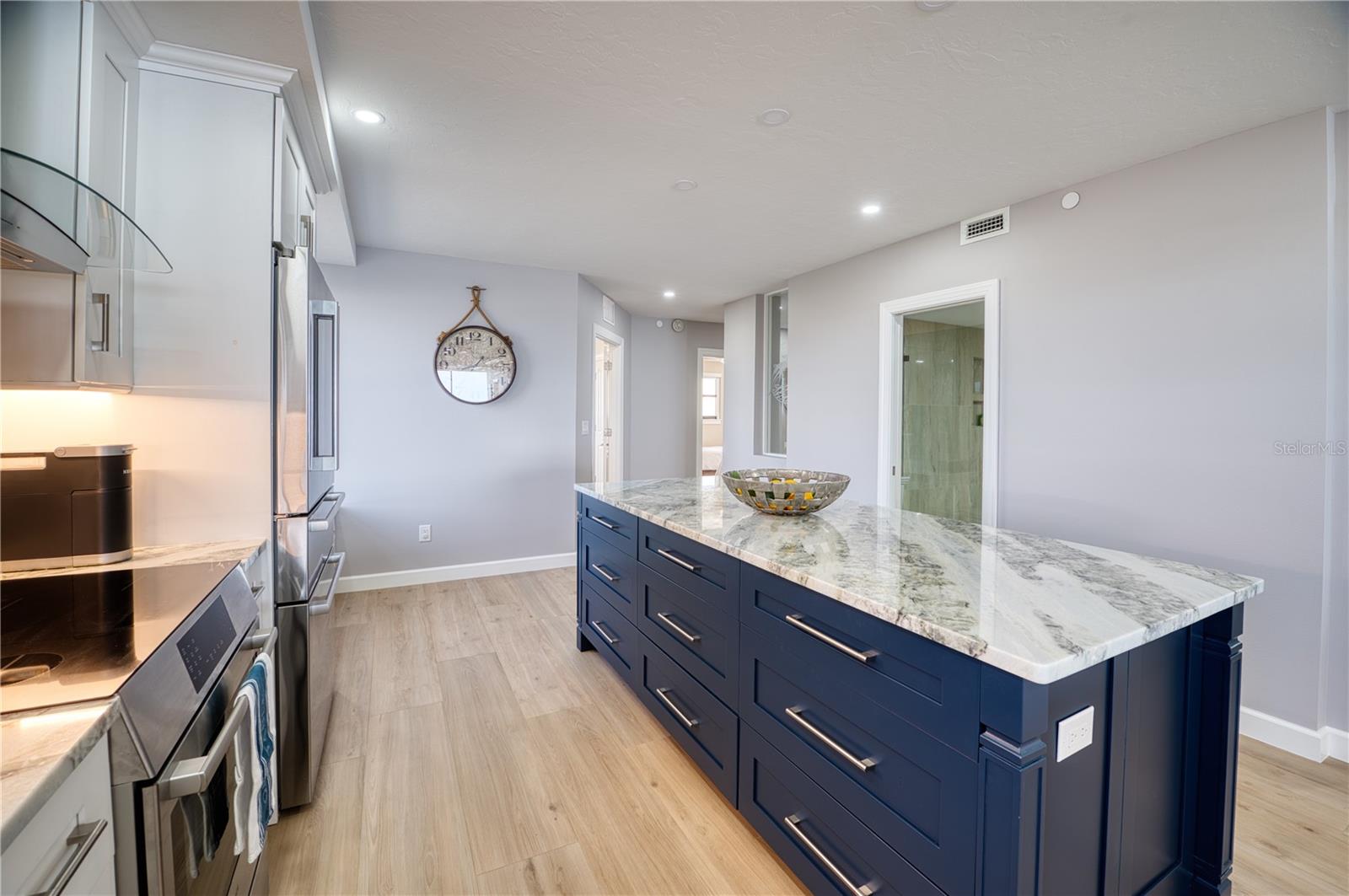 GULF & BAY CLUB PH 6 - Residential