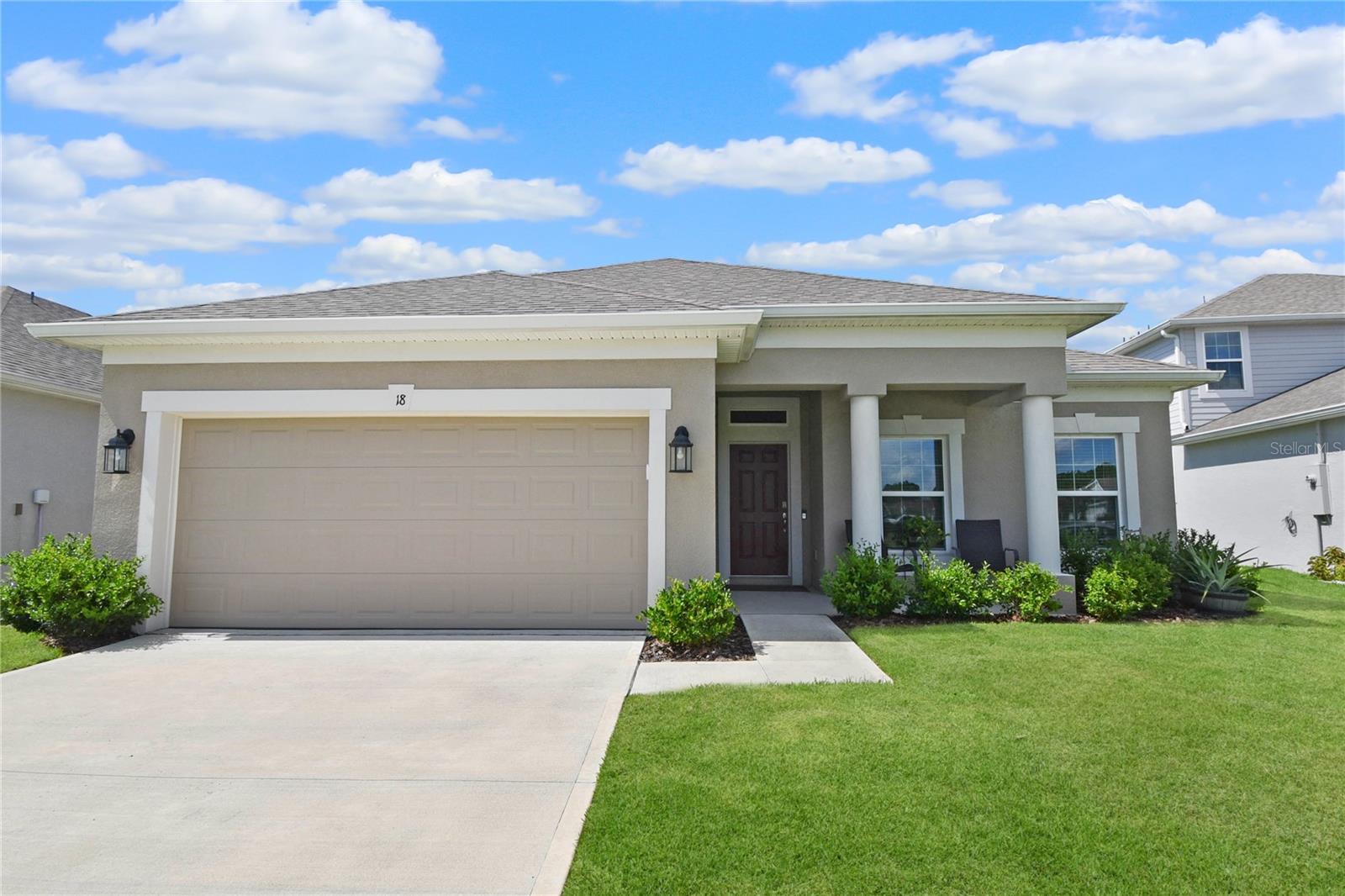 18 OAKLEAF WAY