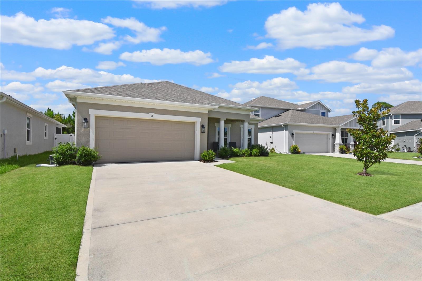 18 OAKLEAF WAY