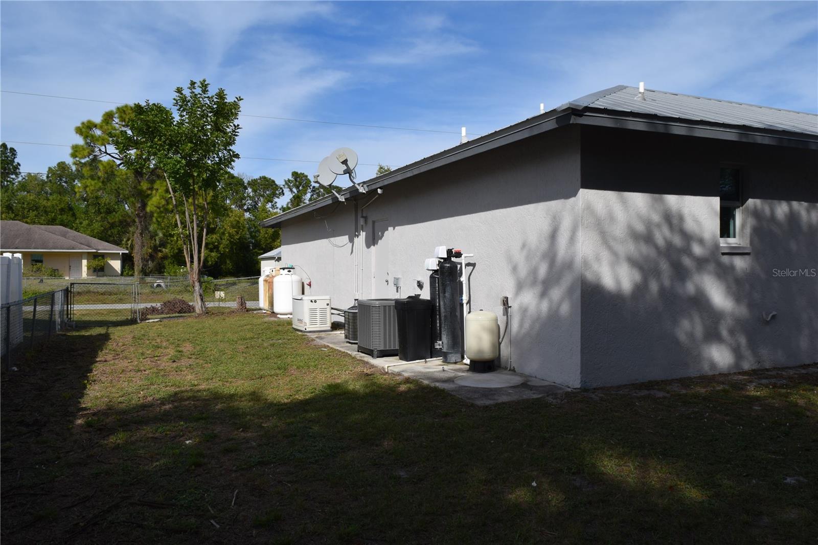 LEHIGH PARK - Residential