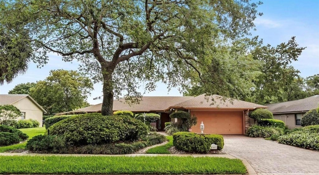 Photo of 9360 Woodbreeze Boulevard, Windermere, FL 34786 (MLS # O6439664)