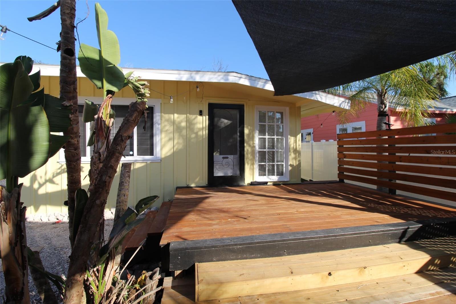 SIESTA - Residential Lease