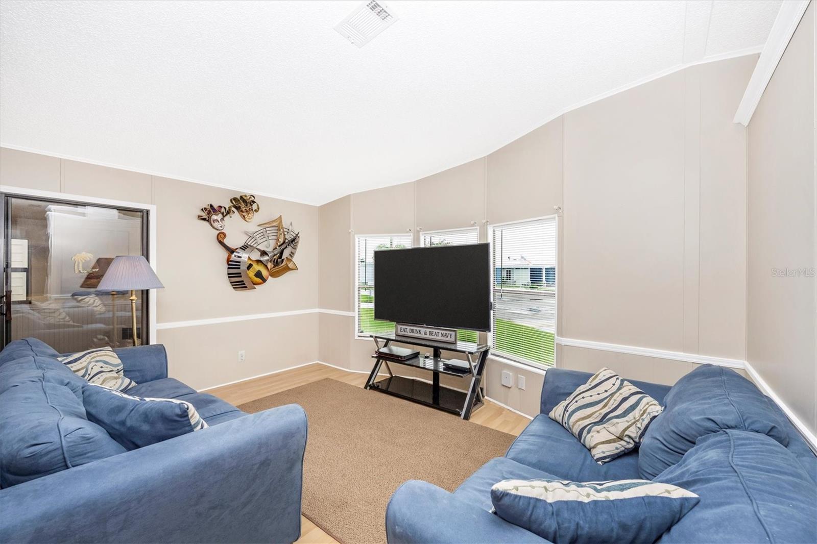 HARBOR ISLES III - Residential
