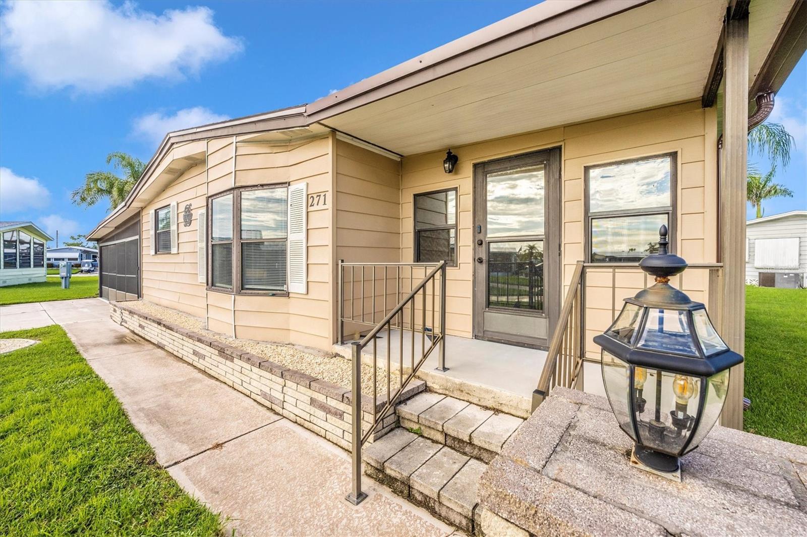 HARBOR ISLES III - Residential