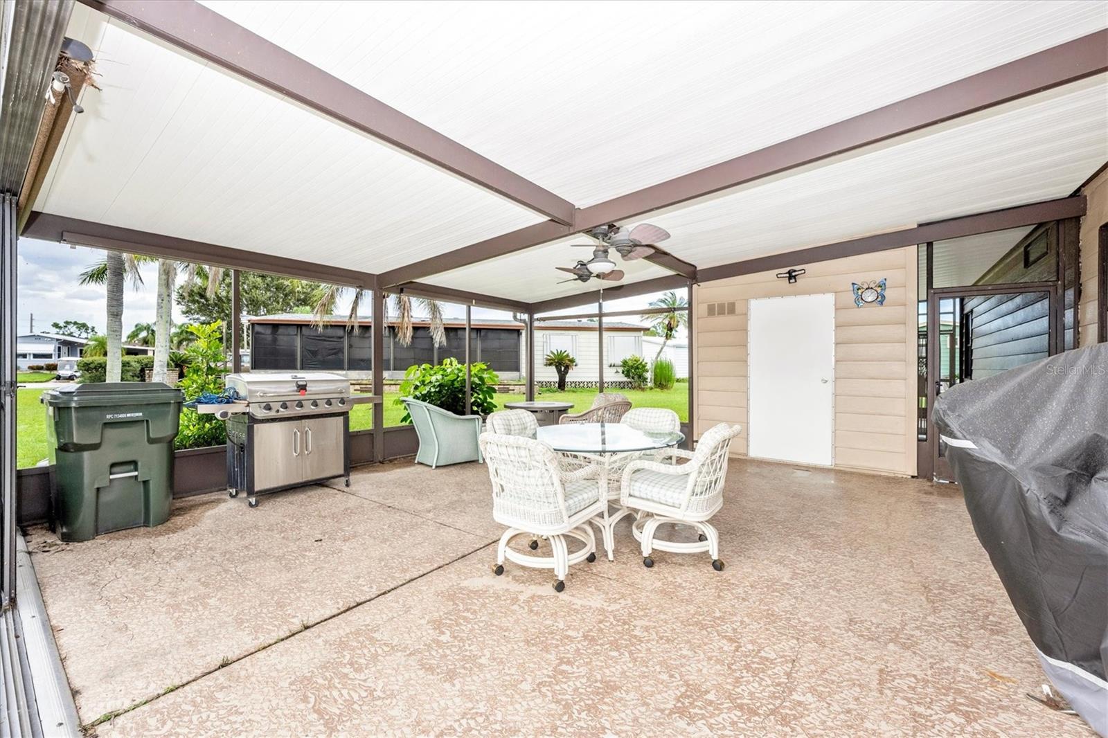 HARBOR ISLES III - Residential
