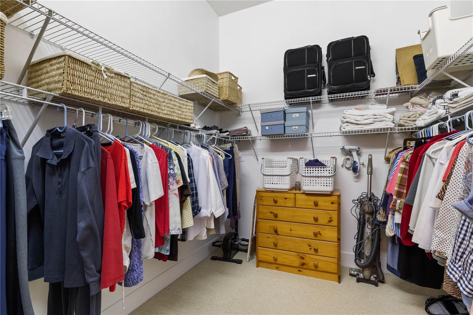 FAIRCHILD OAKS - Residential