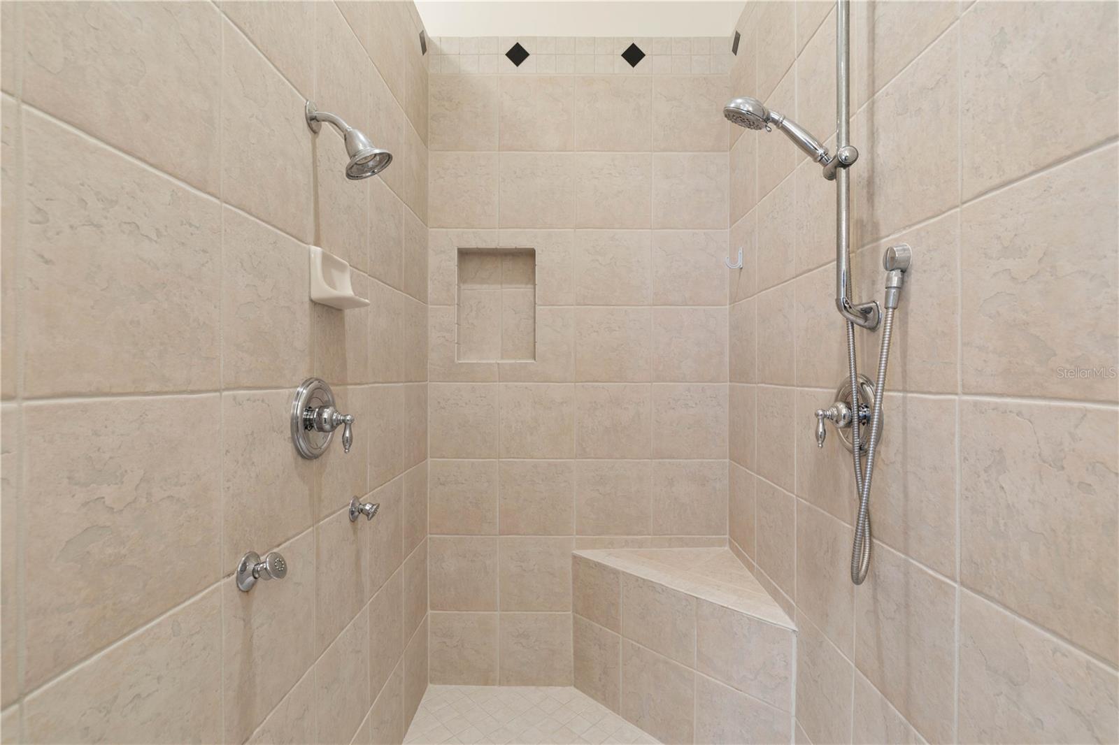 FAIRCHILD OAKS - Residential