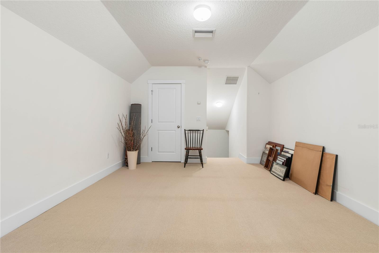 FAIRCHILD OAKS - Residential