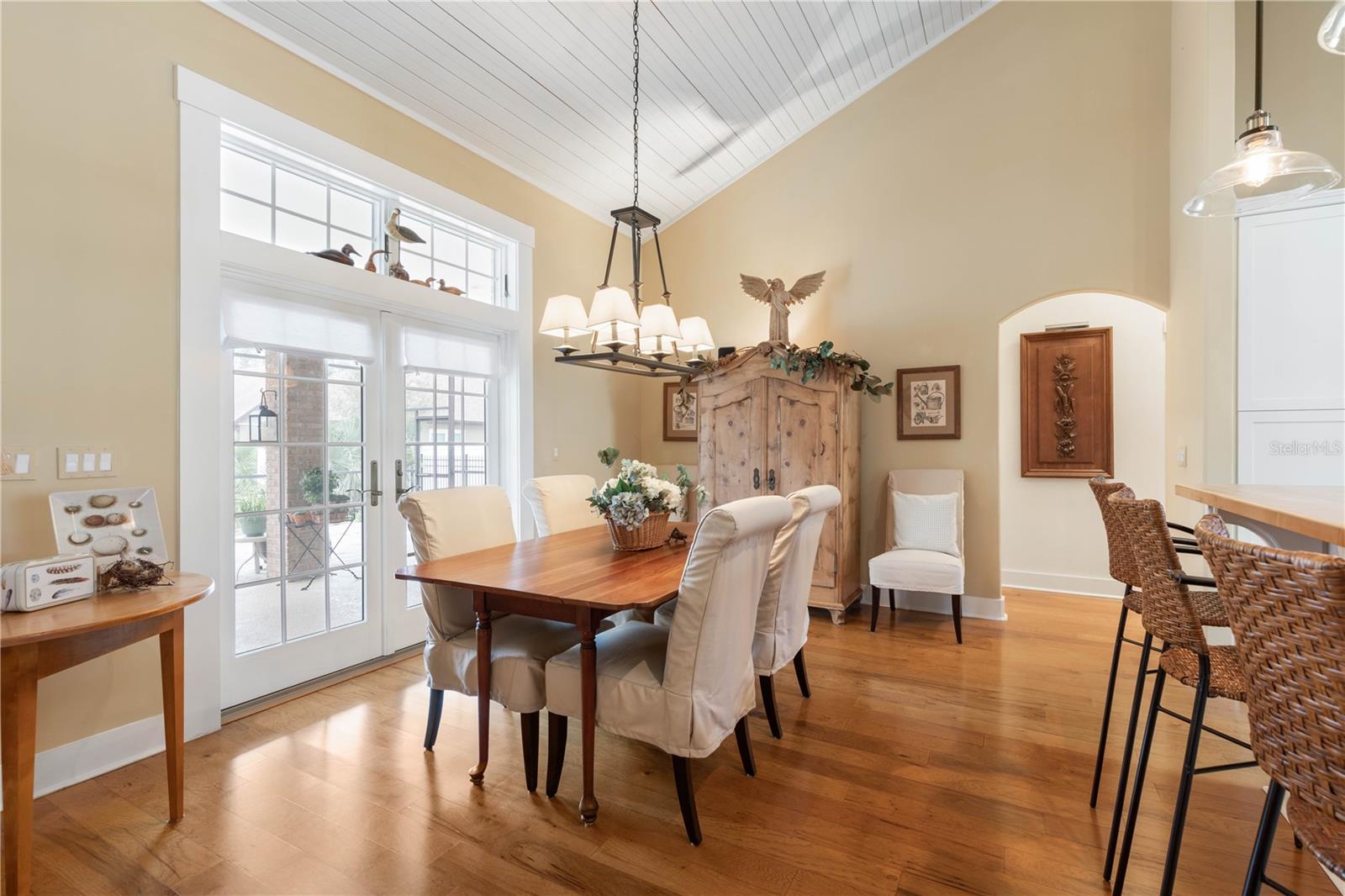 FAIRCHILD OAKS - Residential