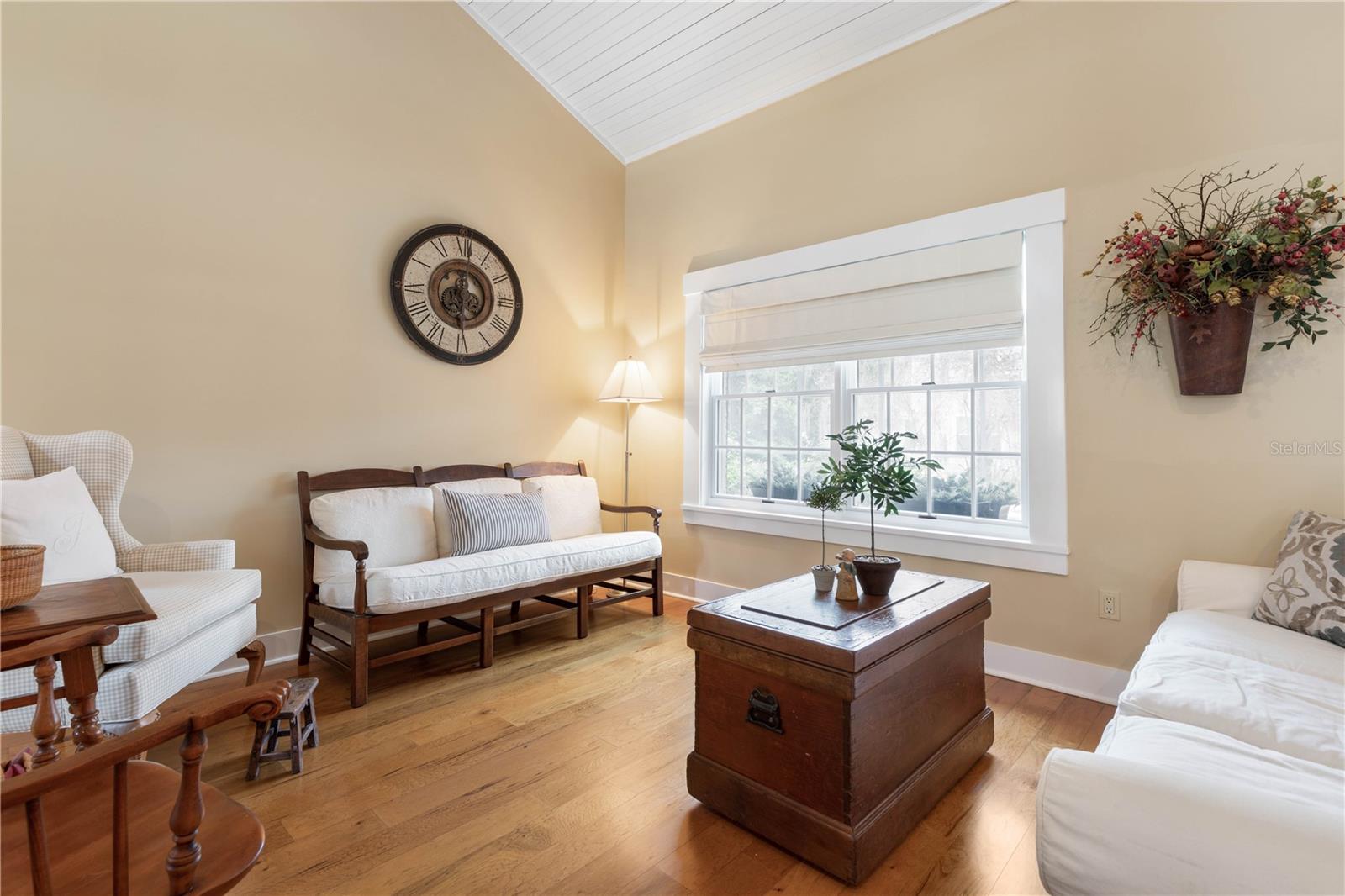 FAIRCHILD OAKS - Residential