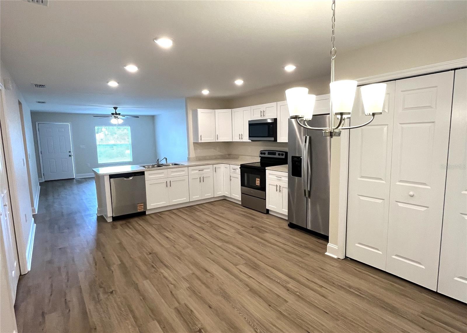 LENA VISTA SUB - Residential