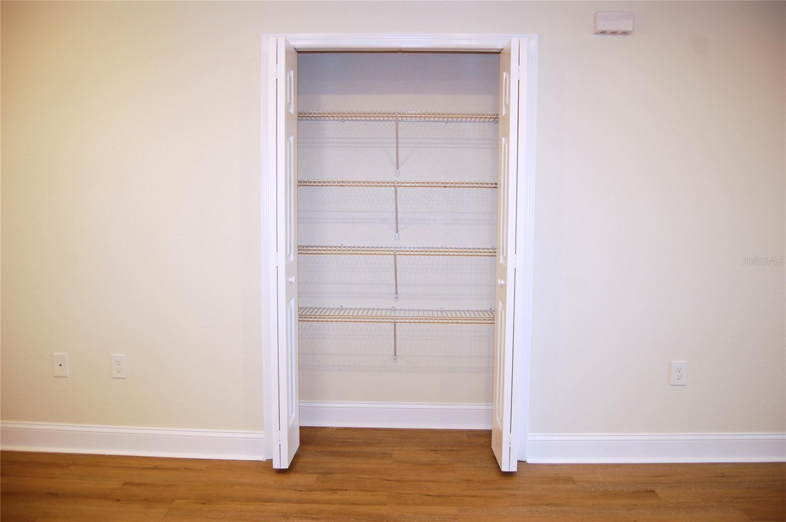 LENA VISTA SUB - Residential