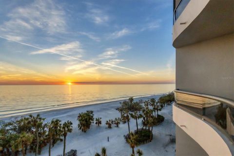 A home in LONGBOAT KEY