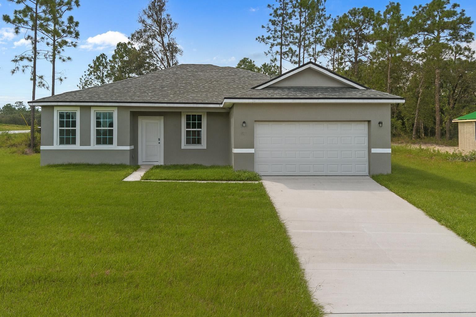 2701 W TRACY COURT