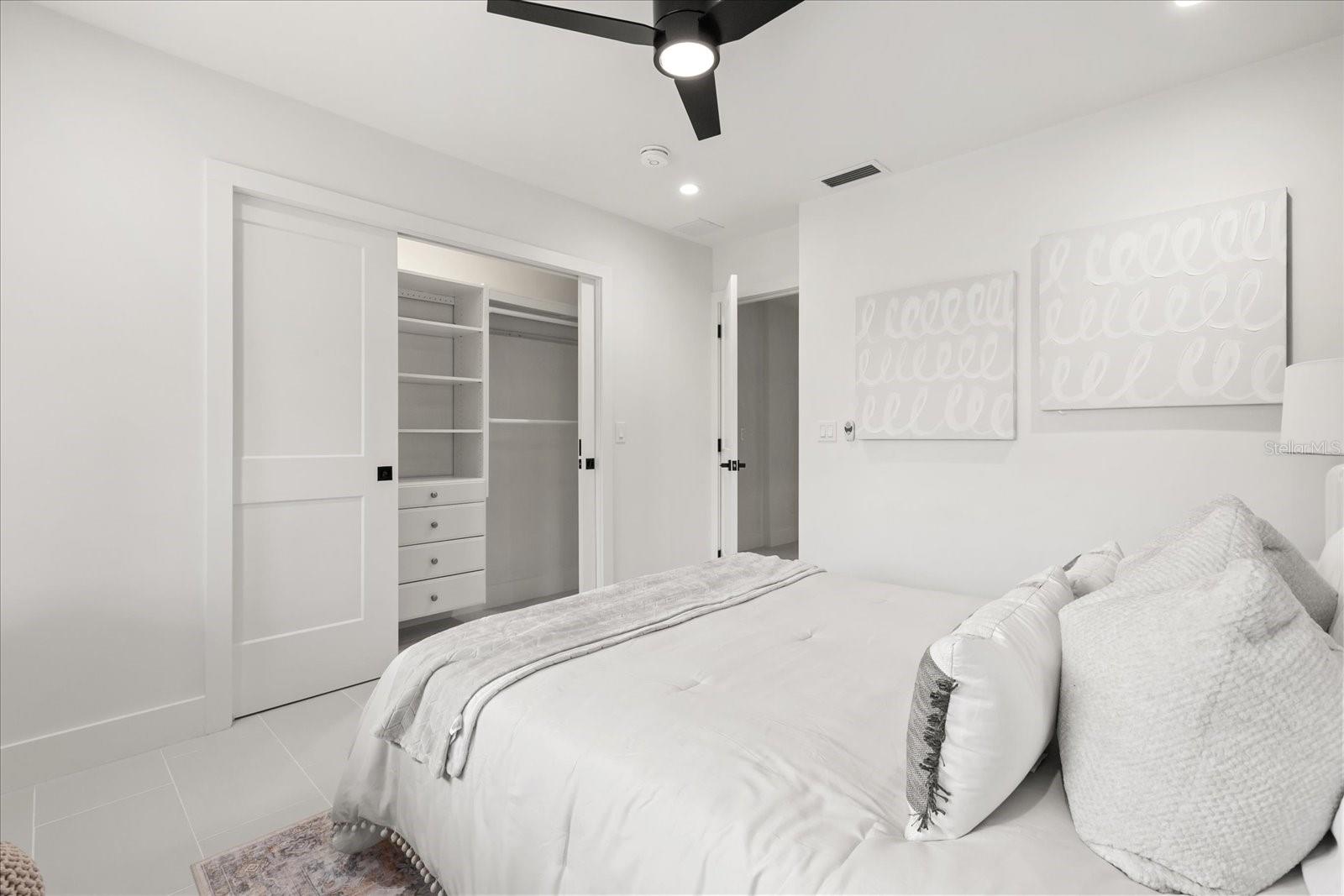 LAWTON LAWRENCE SUB - Residential