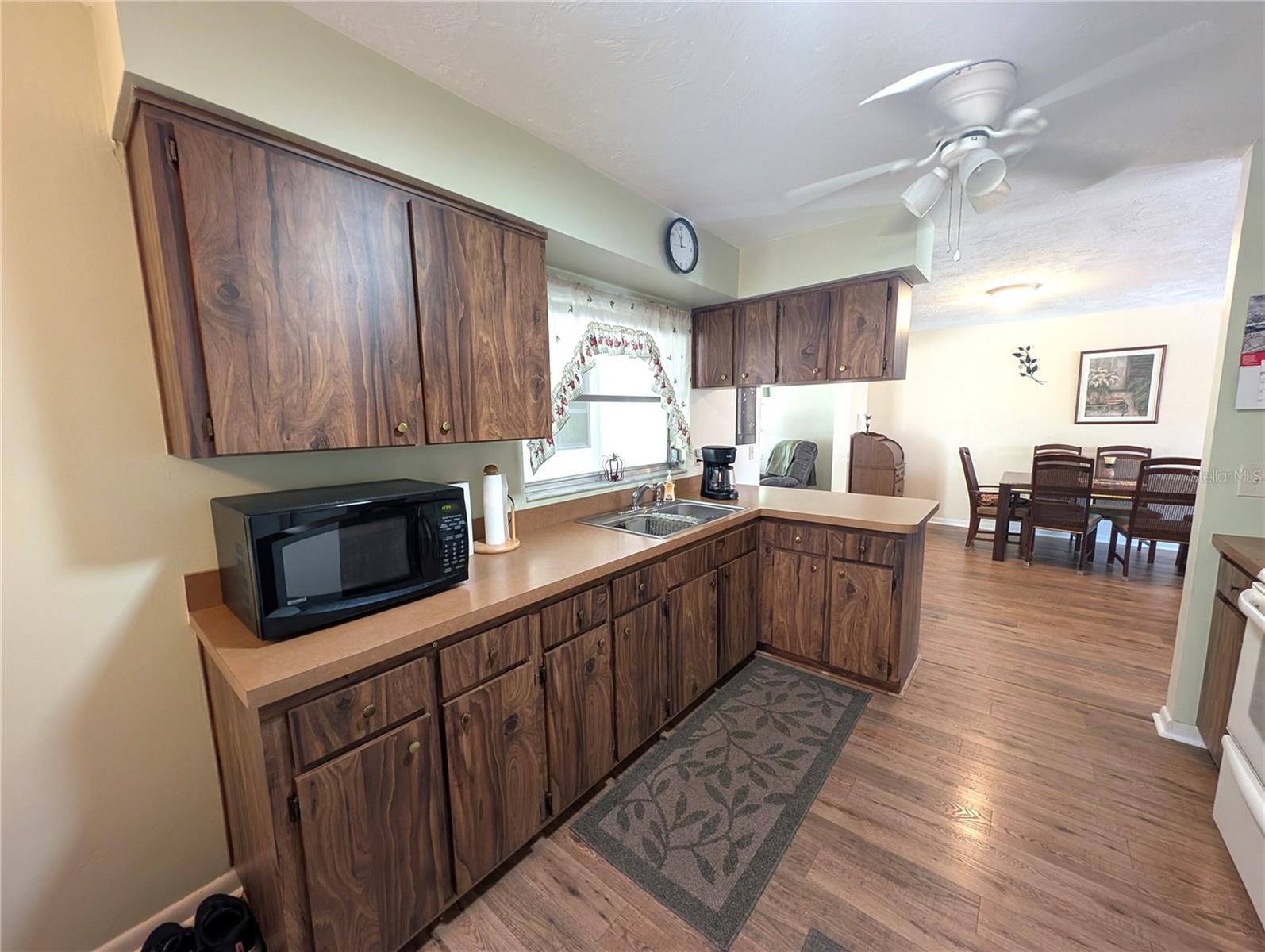 BEVERLY HILLS UNIT 06 SEC 02 - Residential