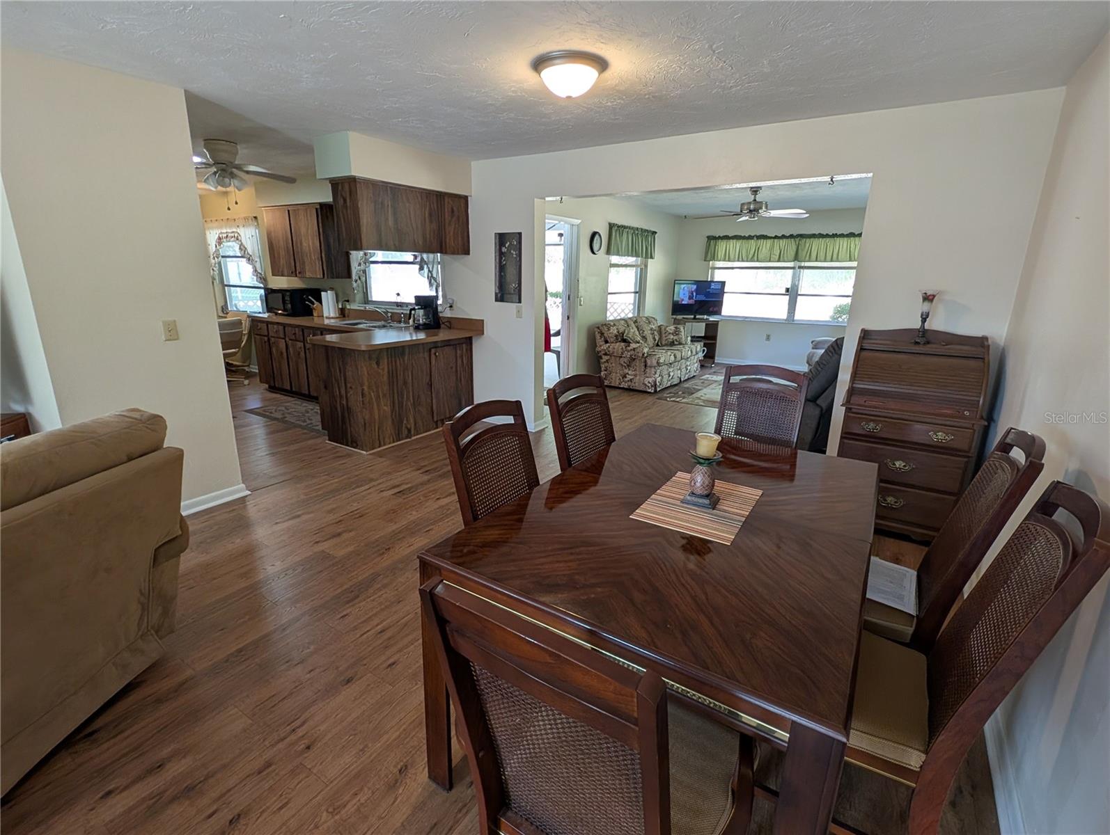 BEVERLY HILLS UNIT 06 SEC 02 - Residential