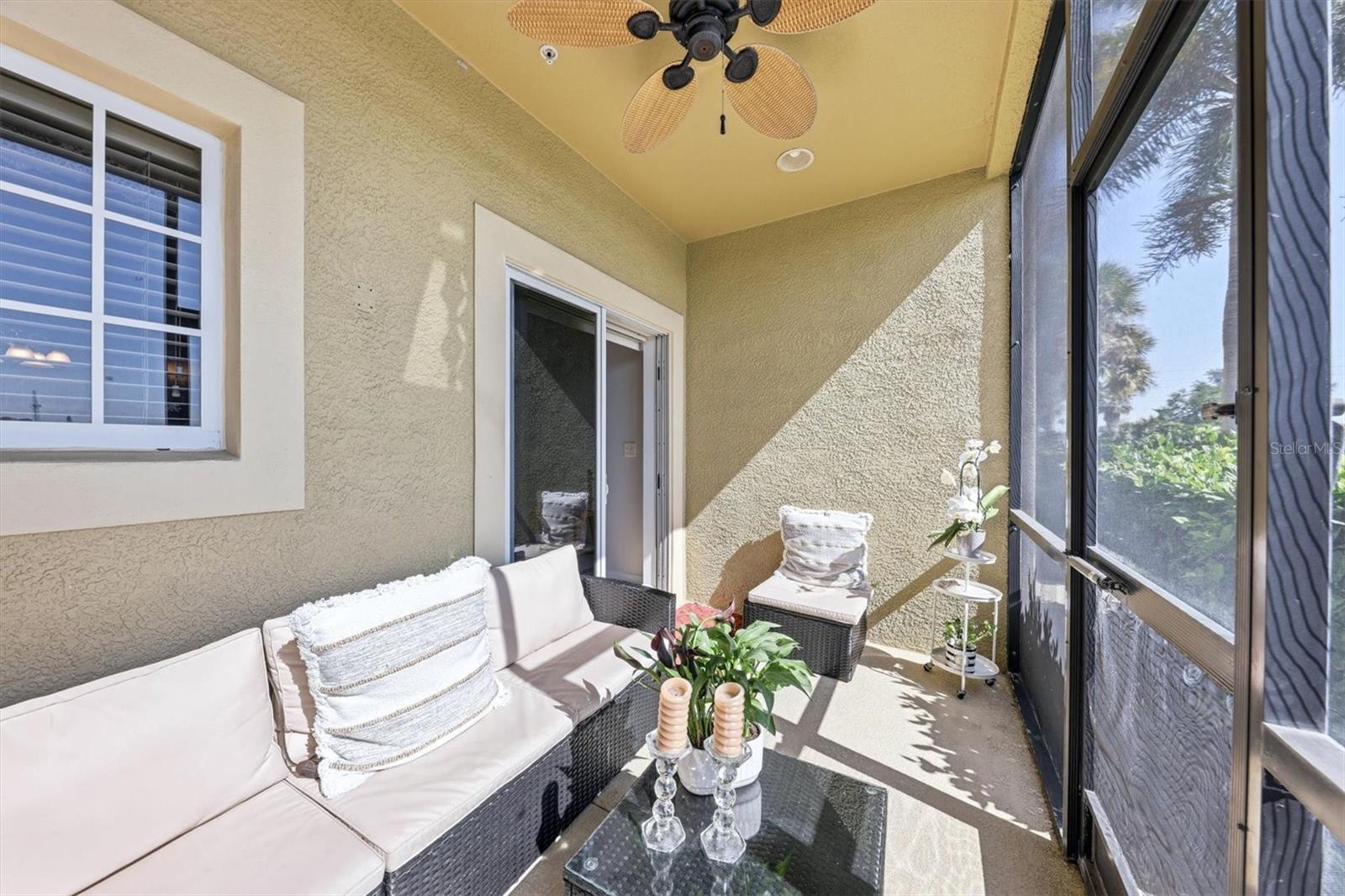 LAKESIDE VILLAGE TOWNHOME - Residential