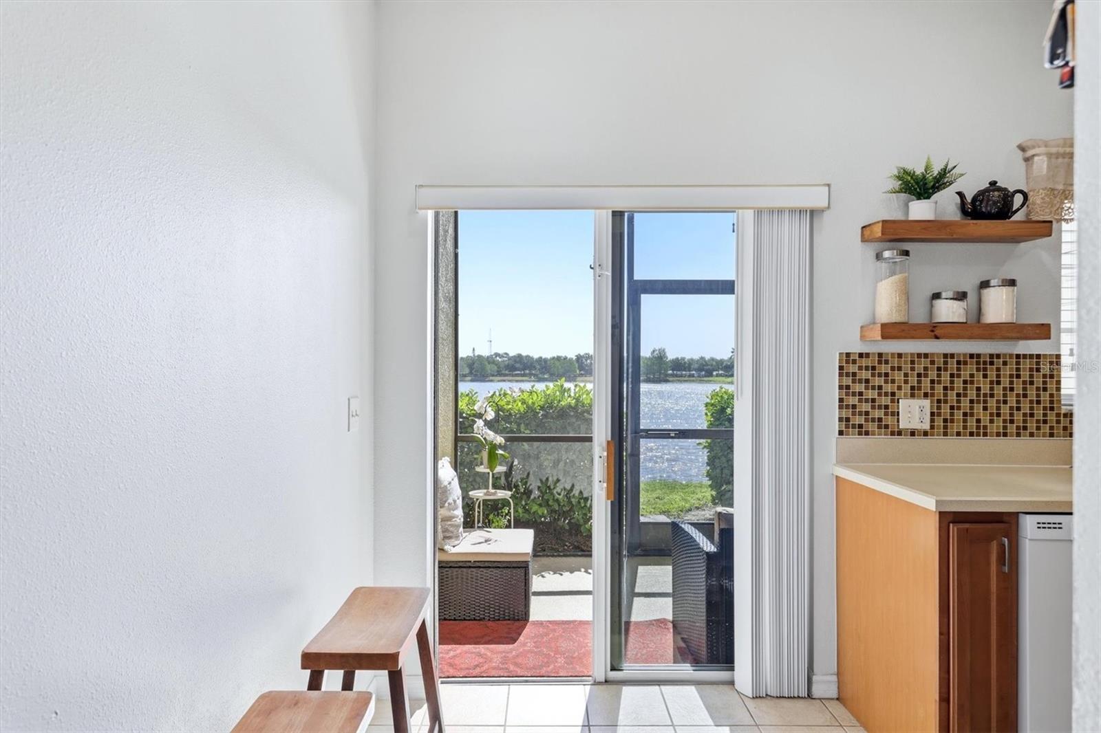 LAKESIDE VILLAGE TOWNHOME - Residential