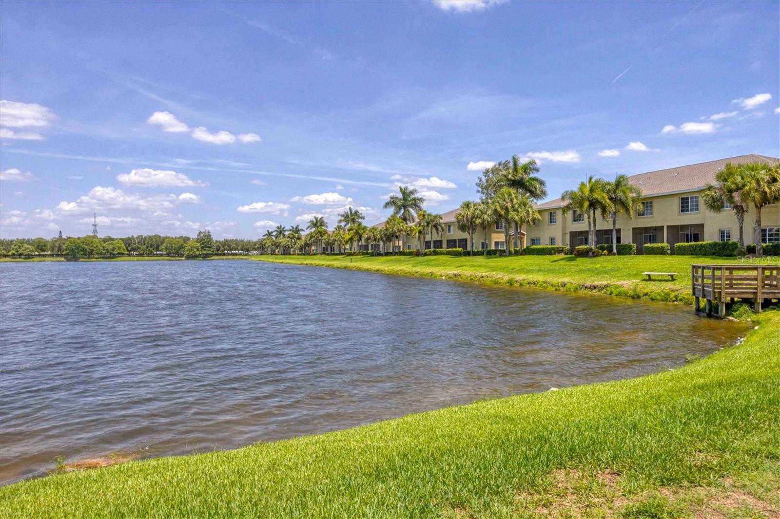 LAKESIDE VILLAGE TOWNHOME - Residential