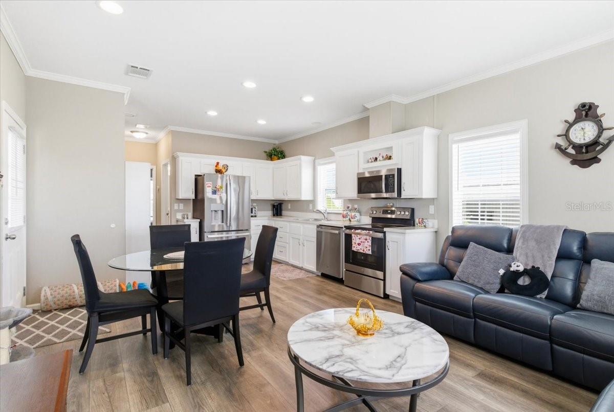 BRADENTON TROPICAL PALMS CO-OP - Residential