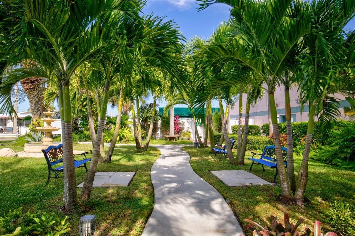 BRADENTON TROPICAL PALMS CO-OP - Residential