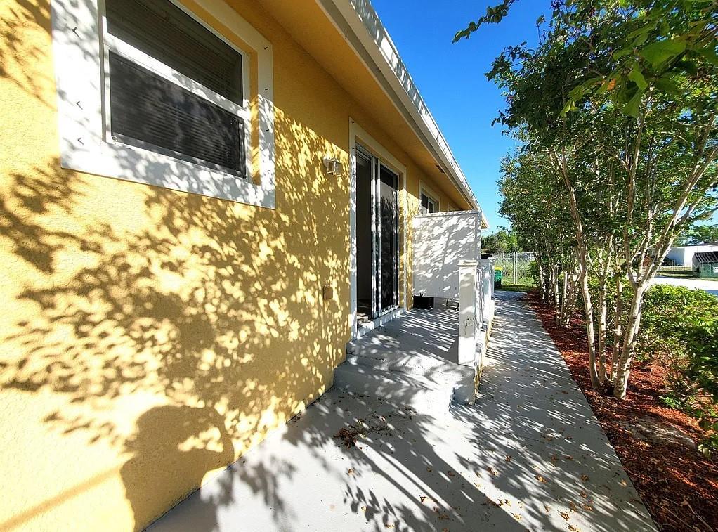 GROVE CITY SHORES - Residential Lease