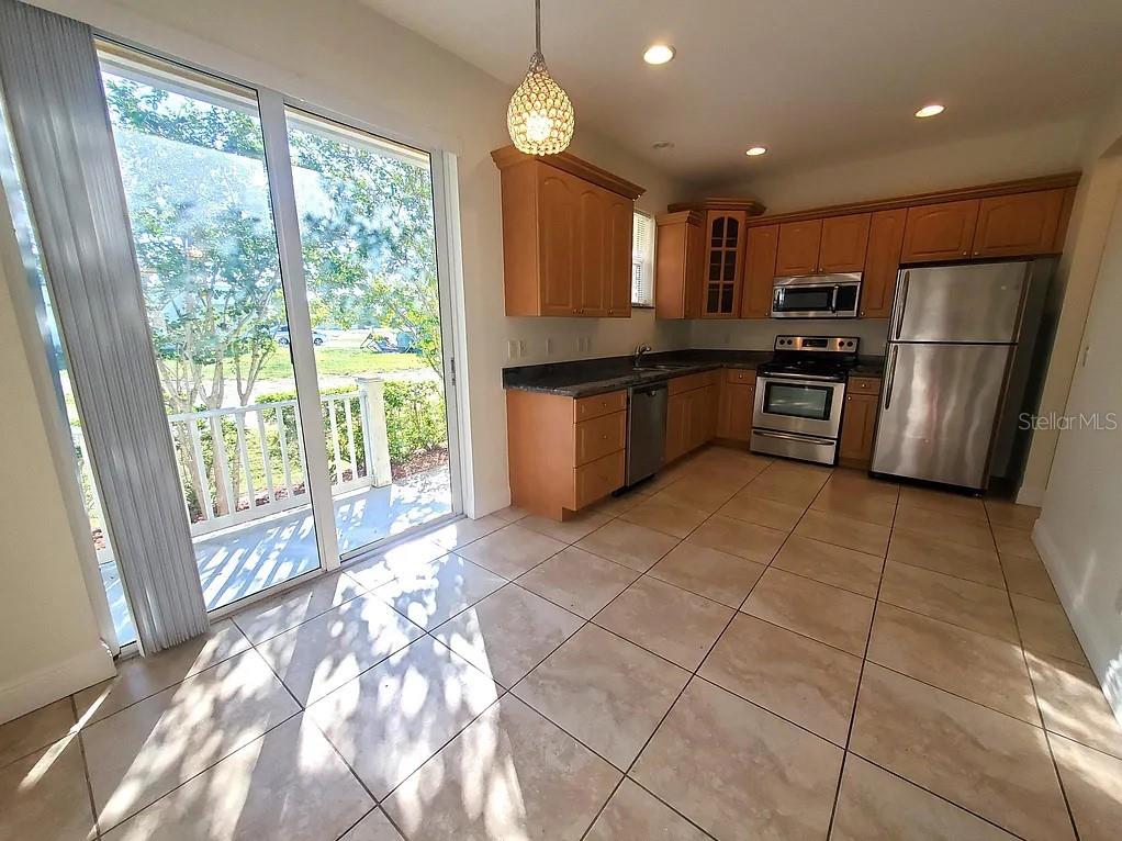 GROVE CITY SHORES - Residential Lease