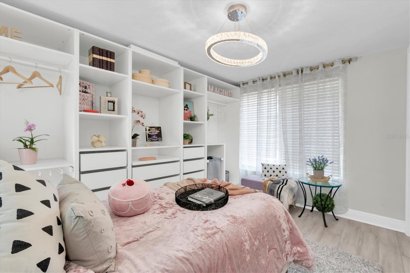 JASMINE LAKES - Residential