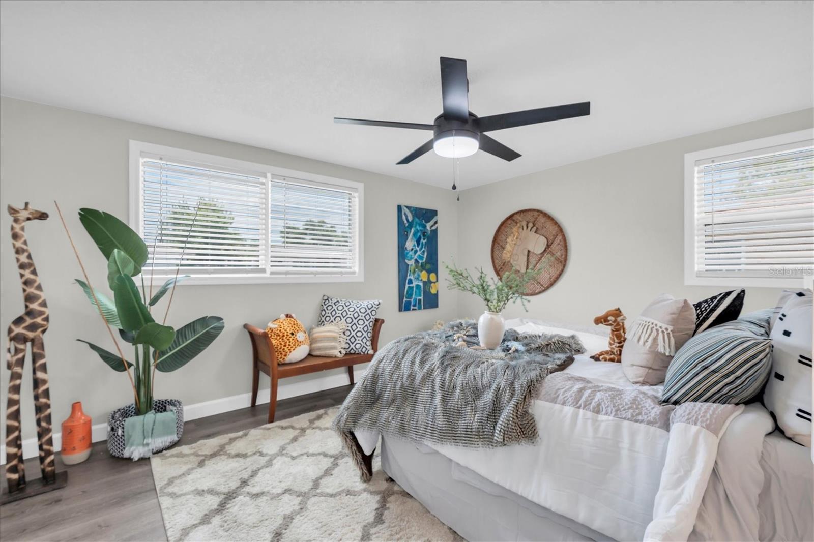 JASMINE LAKES - Residential