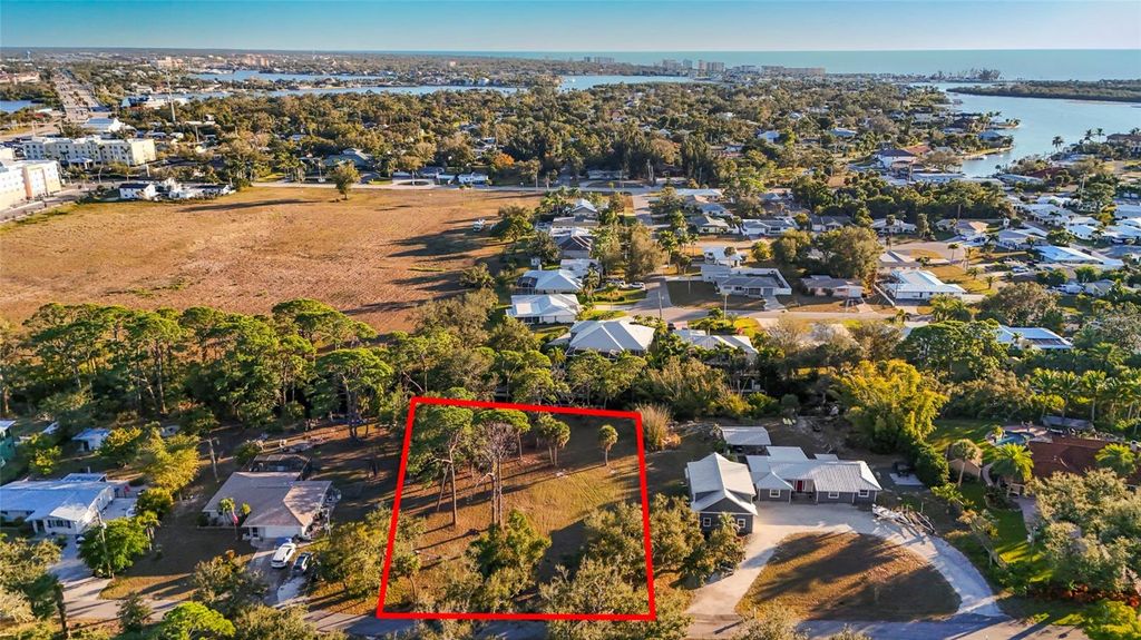 Photo of 405 Estil Drive N, Nokomis, FL 34275 (MLS # A4677802)