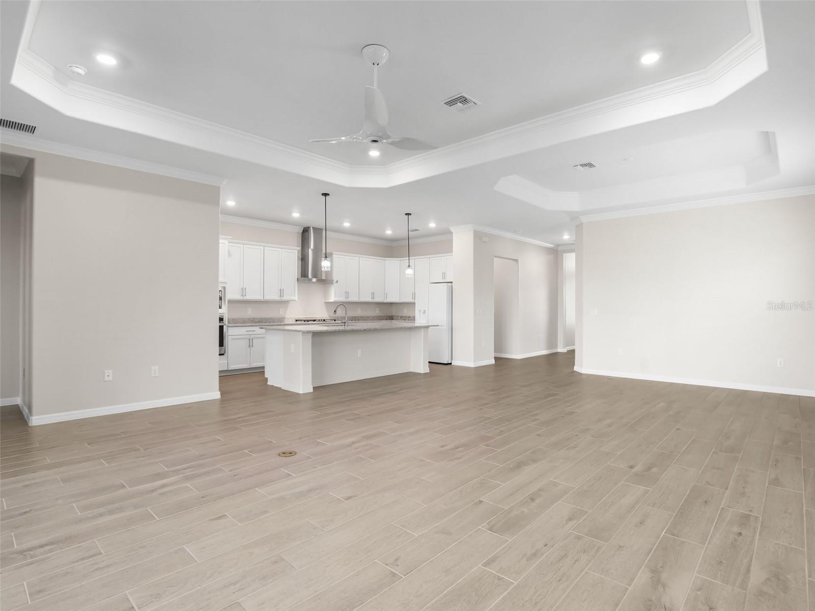 BABCOCK NATIONAL PH 6 - Residential