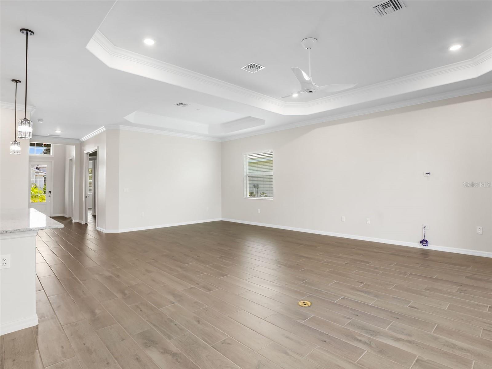 BABCOCK NATIONAL PH 6 - Residential