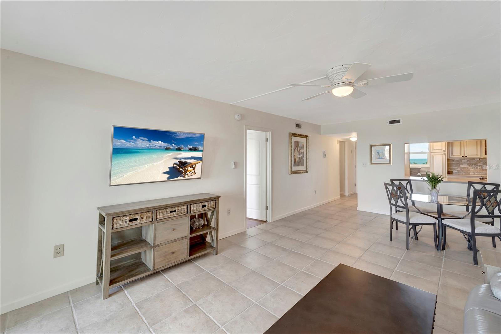 POINTE ON MIDNIGHT PASS - Residential