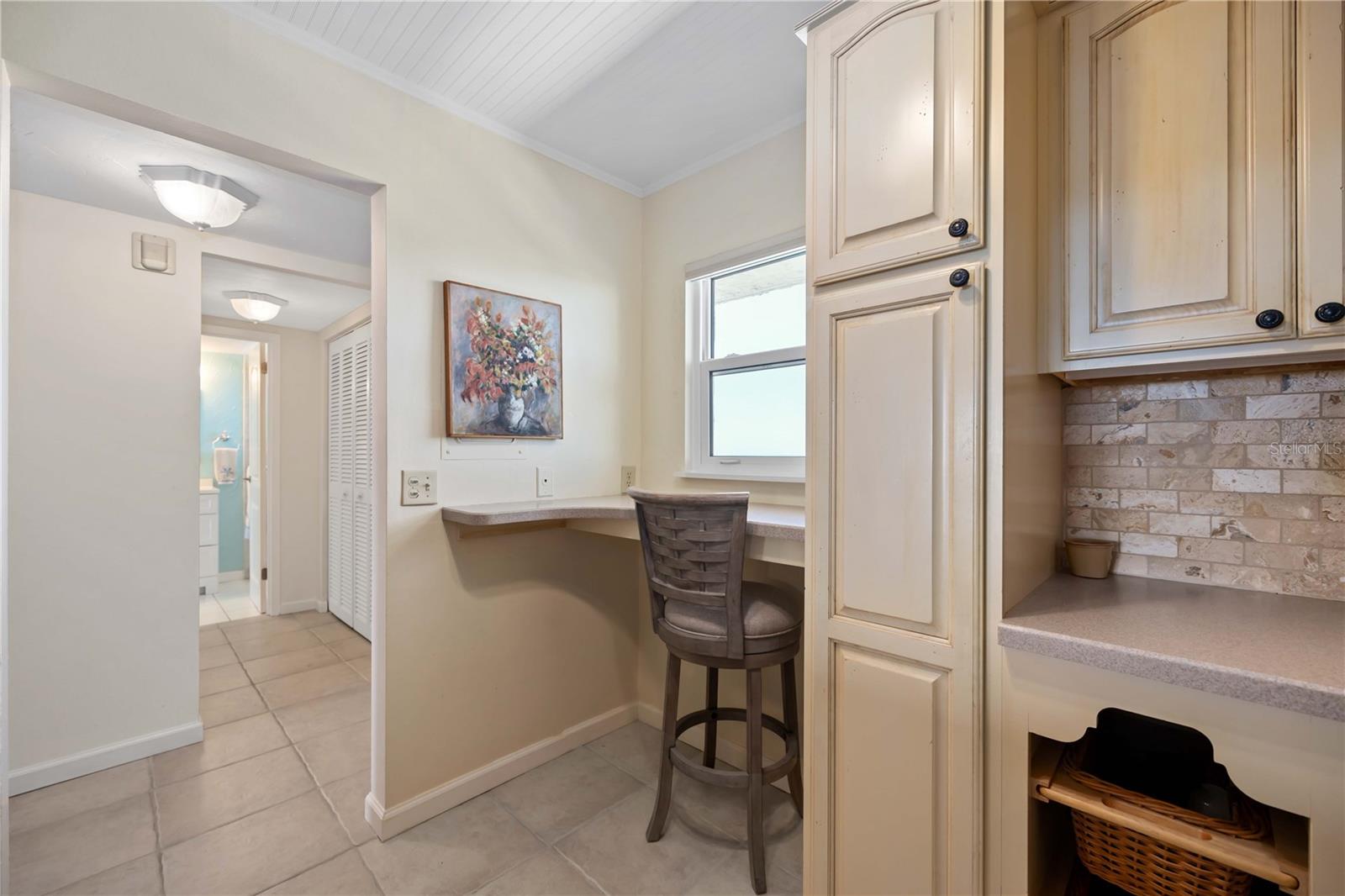 POINTE ON MIDNIGHT PASS - Residential