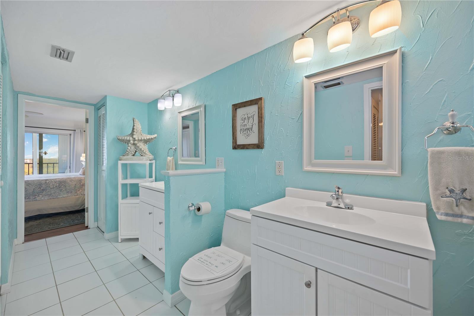 POINTE ON MIDNIGHT PASS - Residential