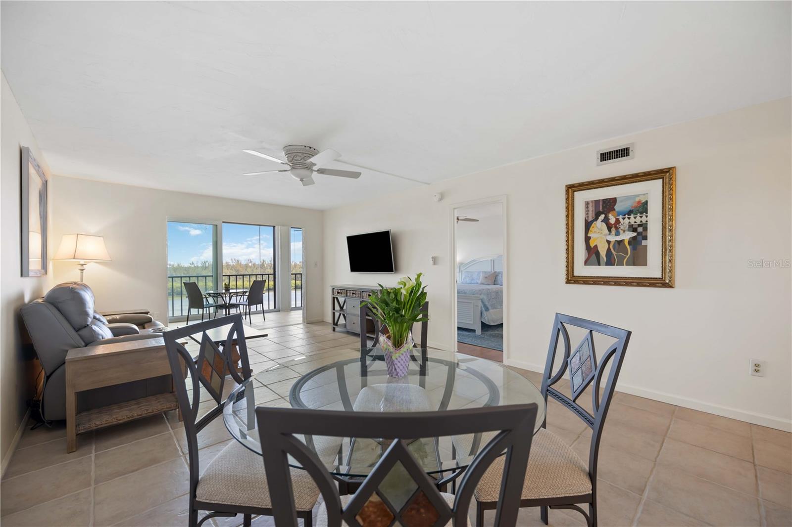 POINTE ON MIDNIGHT PASS - Residential