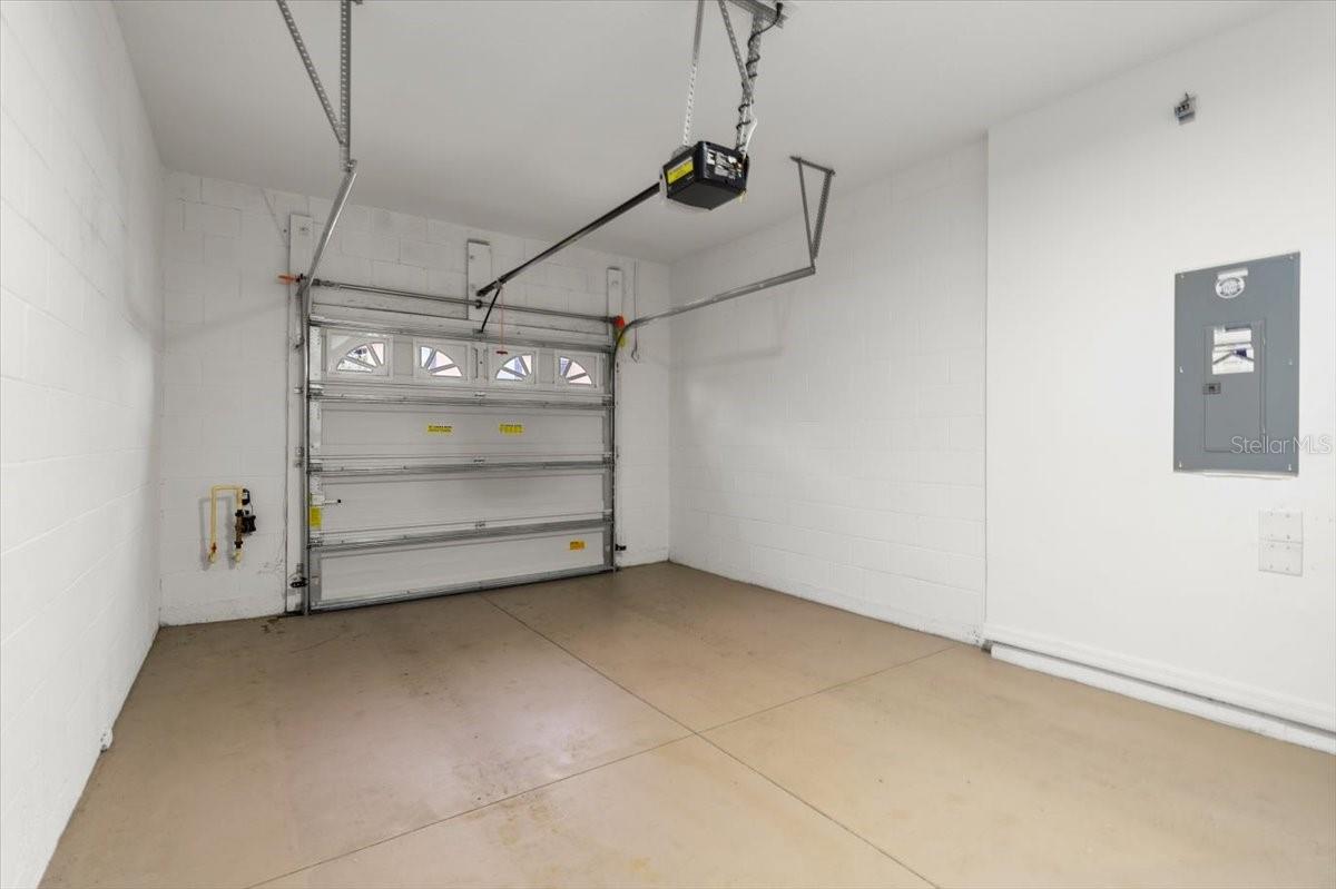 GRAND CHAMPION SW 29 PH 02 - Residential