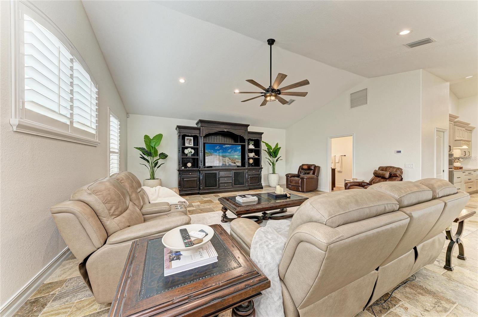 GORDA ACRES 1ST ADD - Residential